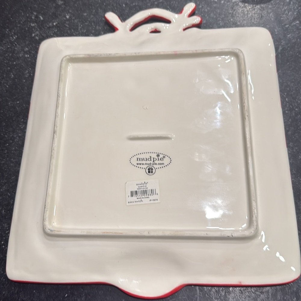 Mud Pie Red and Green Reindeer Holiday Plate platter - Picture 2 of 2